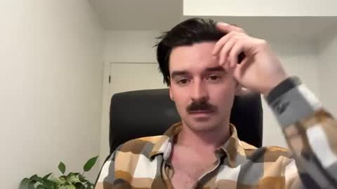 moustachematt online show from 06-10-26, 03:18