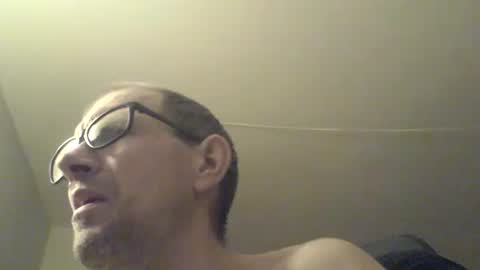 Snapshot of moviem1978 chatting on 02-13-25, 08:45 Frederik online show from 02-13-25, 08:45