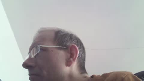 Snapshot of moviem1978 chatting on 02-28-25, 11:14 Frederik online show from 02-28-25, 11:14