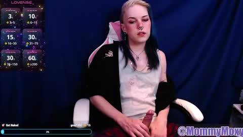 Moxy online show from 05-09-26, 06:24