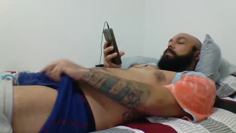 Snapshot of mr8plus chatting on 12-21-24, 03:47 Mr8 online show from 12-21-24, 03:47