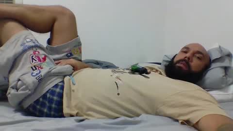 Snapshot of mr8plus chatting on 12-27-24, 03:42 Mr8 online show from 12-27-24, 03:42