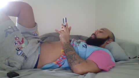 Snapshot of mr8plus chatting on 12-28-24, 03:48 Mr8 online show from 12-28-24, 03:48