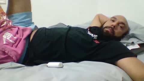 Snapshot of mr8plus chatting on 01-09-25, 02:11 Mr8 online show from 01-09-25, 02:11