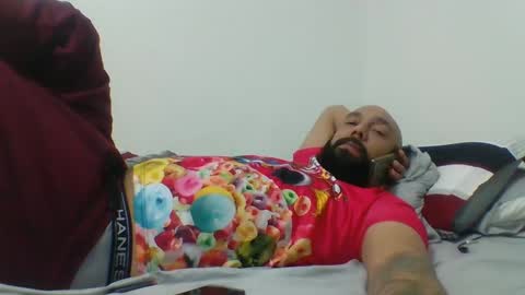 Snapshot of mr8plus chatting on 01-26-25, 02:24 Mr8 online show from 01-26-25, 02:24