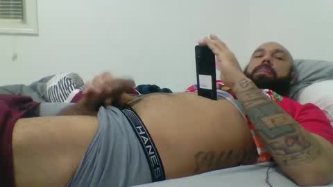Snapshot of mr8plus chatting on 01-26-25, 05:45 Mr8 online show from 01-26-25, 05:45
