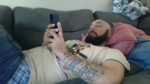 Snapshot of mr8plus chatting on 02-27-25, 06:42 Mr8 online show from 02-27-25, 06:42