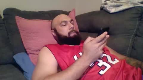 Snapshot of mr8plus chatting on 11-05-25, 10:10 Mr8 online show from 11-05-25, 10:10