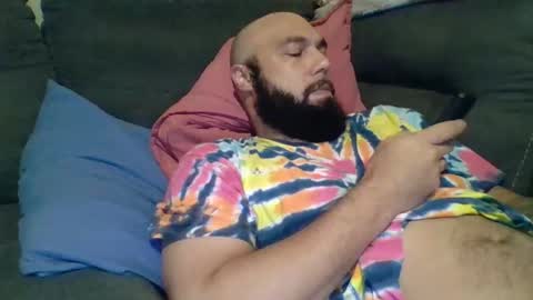 Snapshot of mr8plus chatting on 11-08-25, 09:35 Mr8 online show from 11-08-25, 09:35