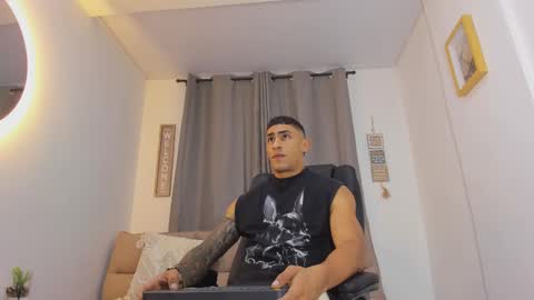 Snapshot of mr_adrian_ chatting on 03-26-26, 12:11 online show from 03-26-26, 12:11