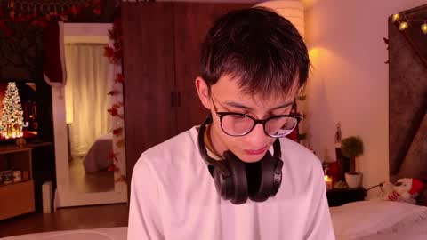 Snapshot of mr_evan1 chatting on 12-02-24, 11:56 Mr Evans online show from 12-02-24, 11:56