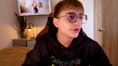 Mr Evans online show from 11-17-25, 04:13