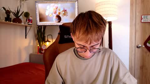 Mr Evans online show from 11-30-25, 04:33