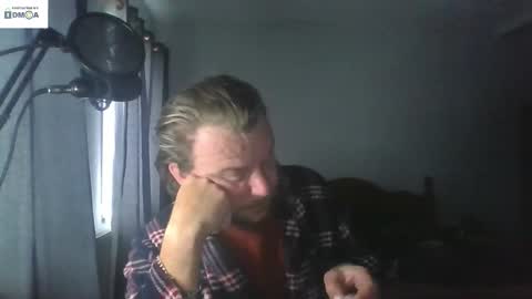 mr_i_ online show from 10-29-25, 09:00