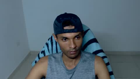 Snapshot of mr_max__ chatting on 11-09-25, 01:26 Max online show from 11-09-25, 01:26