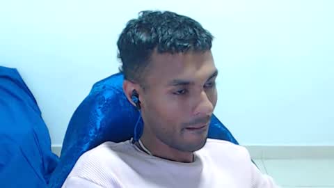 Max online show from 03-19-26, 12:25