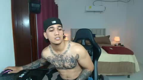 Snapshot of mr_maximo chatting on 07-22-26, 03:20 mr_maximo online show from 07-22-26, 03:20