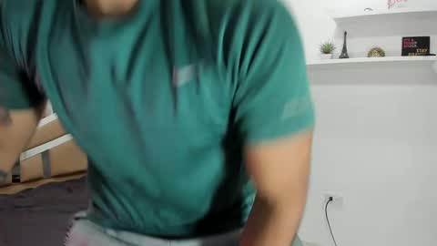 Snapshot of mr_mikee_ chatting on 03-07-25, 03:08 MIKEE online show from 03-07-25, 03:08