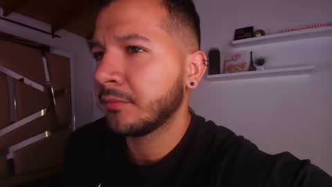 Snapshot of mr_mikee_ chatting on 09-16-25, 03:07 MIKEE online show from 09-16-25, 03:07