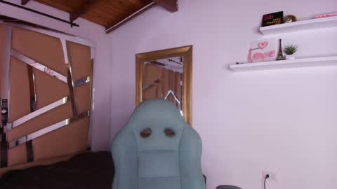 Snapshot of mr_mikee_ chatting on 09-17-25, 03:08 MIKEE online show from 09-17-25, 03:08