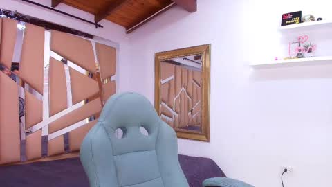 Snapshot of mr_mikee_ chatting on 09-20-25, 03:07 MIKEE online show from 09-20-25, 03:07