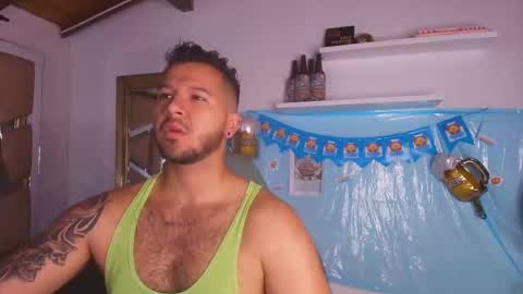 Snapshot of mr_mikee_ chatting on 09-28-25, 03:12 MIKEE online show from 09-28-25, 03:12