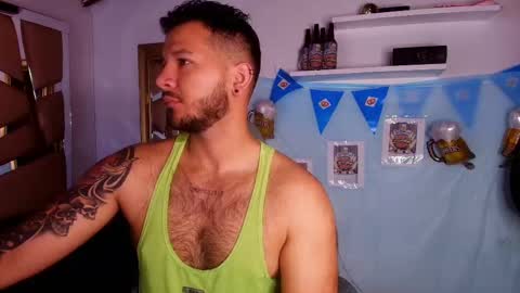 Snapshot of mr_mikee_ chatting on 10-03-25, 03:14 MIKEE online show from 10-03-25, 03:14