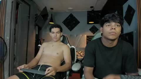 mr_mois online show from 07-07-26, 07:23