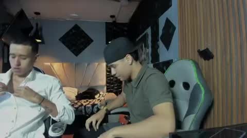 mr_mois online show from 07-12-26, 05:20