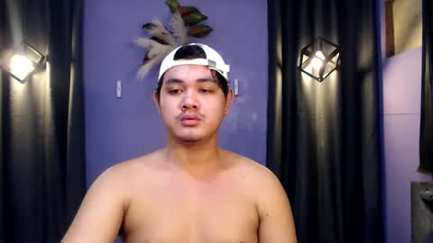 Snapshot of mr_olivercummerx chatting on 11-23-25, 03:45 mr_olivercummerx online show from 11-23-25, 03:45