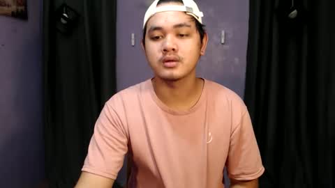 Snapshot of mr_olivercummerx chatting on 11-29-25, 06:55 mr_olivercummerx online show from 11-29-25, 06:55