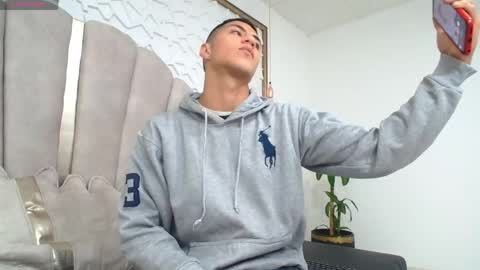 Mr Porn  online show from 04-04-26, 04:04