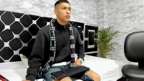 Mr Porn  online show from 04-14-26, 01:06