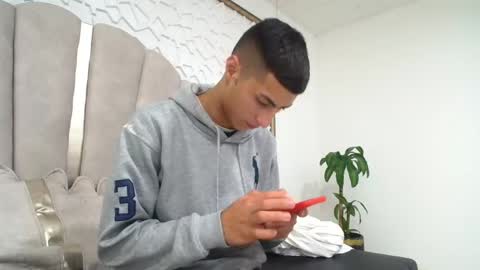 Mr Porn  online show from 05-07-26, 02:00