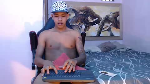 Snapshot of mr_stiven_ chatting on 03-04-25, 01:34 mr_stiven_ online show from 03-04-25, 01:34