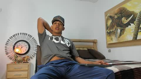 mr_stiven_ online show from 04-12-26, 03:11