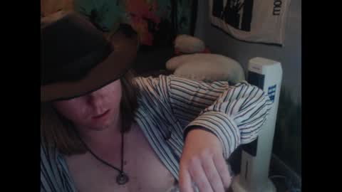 mr_strawberry online show from 04-04-26, 02:21