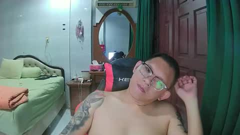 mr_thick89 online show from 11-05-25, 11:10