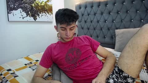 Snapshot of mr_williseo chatting on 12-26-24, 10:41 williseo online show from 12-26-24, 10:41