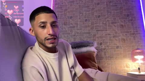 Snapshot of mrandmrsrivas chatting on 12-19-25, 06:48 mrandmrsrivas online show from 12-19-25, 06:48