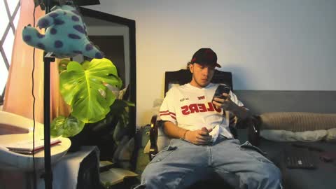 mrandrey23 online show from 09-30-25, 06:02