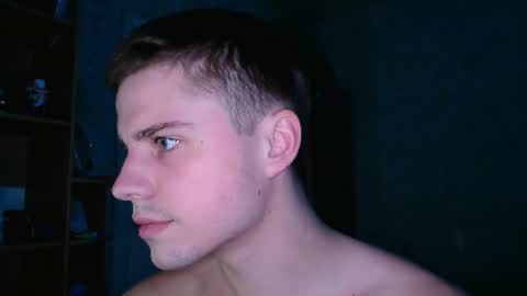 Snapshot of mrbepsik chatting on 06-19-26, 06:01 Mr Roman online show from 06-19-26, 06:01