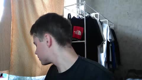 Snapshot of mrbepsik chatting on 07-11-26, 11:35 Mr Roman online show from 07-11-26, 11:35