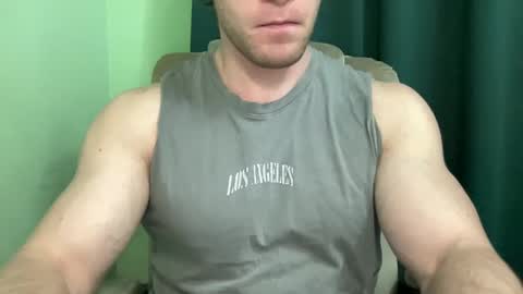 Snapshot of mrbiceps_23 chatting on 02-01-25, 12:16 Mrbiceps23 online show from 02-01-25, 12:16