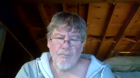 Snapshot of mrblade666 chatting on 01-06-26, 08:45 mrblade666 online show from 01-06-26, 08:45