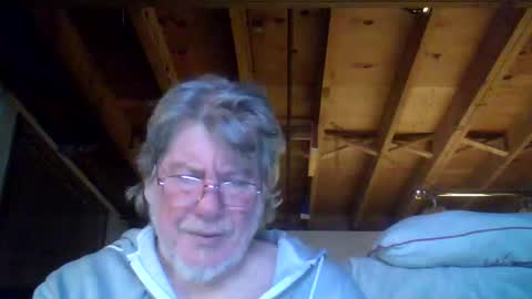 Snapshot of mrblade666 chatting on 02-11-26, 01:32 mrblade666 online show from 02-11-26, 01:32