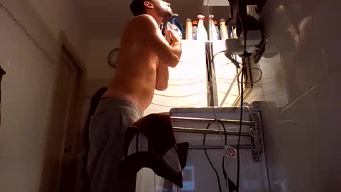 Snapshot of mrbobbylife chatting on 11-09-25, 04:27 bobby online show from 11-09-25, 04:27