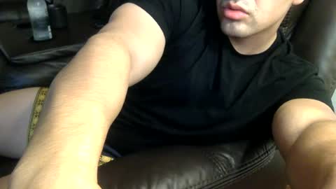 Snapshot of mrbree chatting on 07-13-26, 05:16 Mr Bree online show from 07-13-26, 05:16