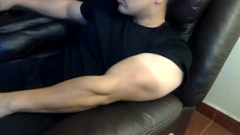 Snapshot of mrbree chatting on 07-14-26, 02:05 Mr Bree online show from 07-14-26, 02:05