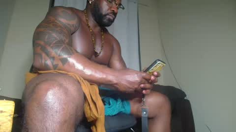 Snapshot of mrbrown_strong chatting on 07-16-26, 12:49 mr brown online show from 07-16-26, 12:49